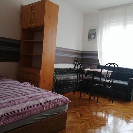 Belvárosi Vendégház Miskolc Exterior foto