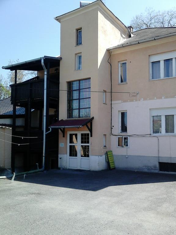 Belvárosi Vendégház Miskolc Exterior foto