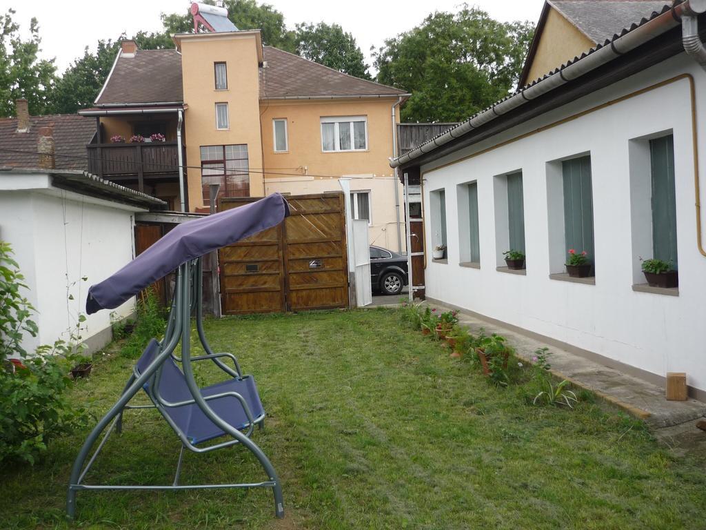 Belvárosi Vendégház Miskolc Exterior foto